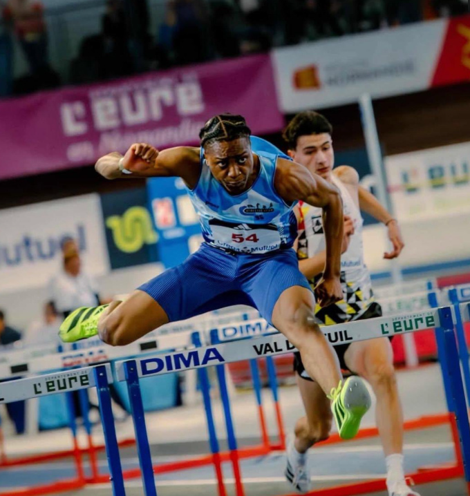 非洲少年破60米栏U18世界纪录 三重国籍名将保持七年 中国纪录多少成谜