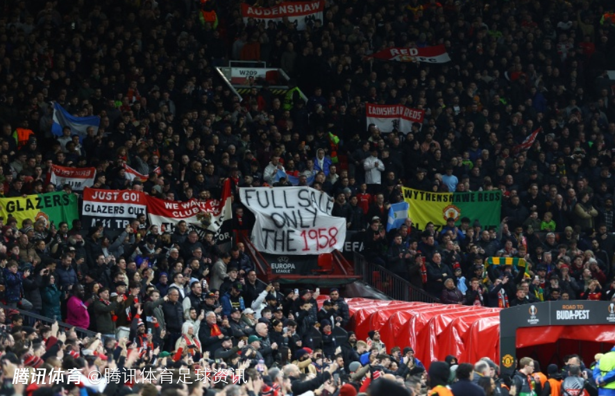 每日邮报：曼联球迷遇袭案调查迟缓 右眼至今模糊 施暴者仍未追责