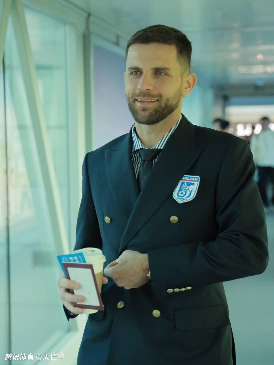 北马其顿队公布世预赛名单：大连英博外援上榜，埃尔马斯领衔