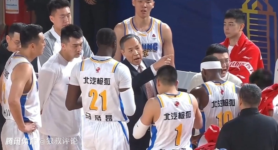 许利民：周琦缺席范子铭勇敢地站出来 我们已经尝到了球权优势的甜头