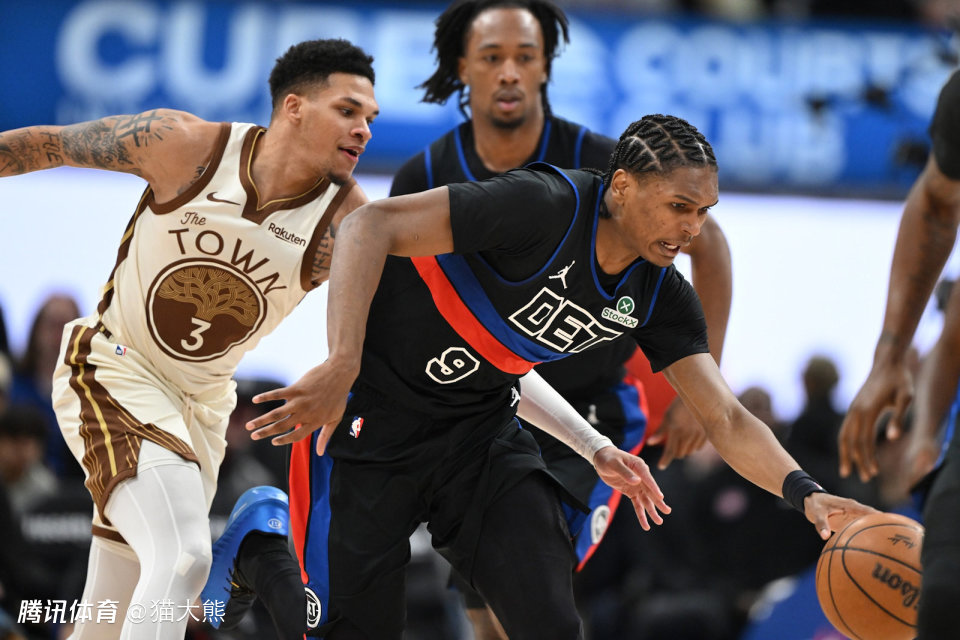 数据帝：25分钟7抢断！悍将变身近31年首人 杜兰特缔造火箭队史纪录
