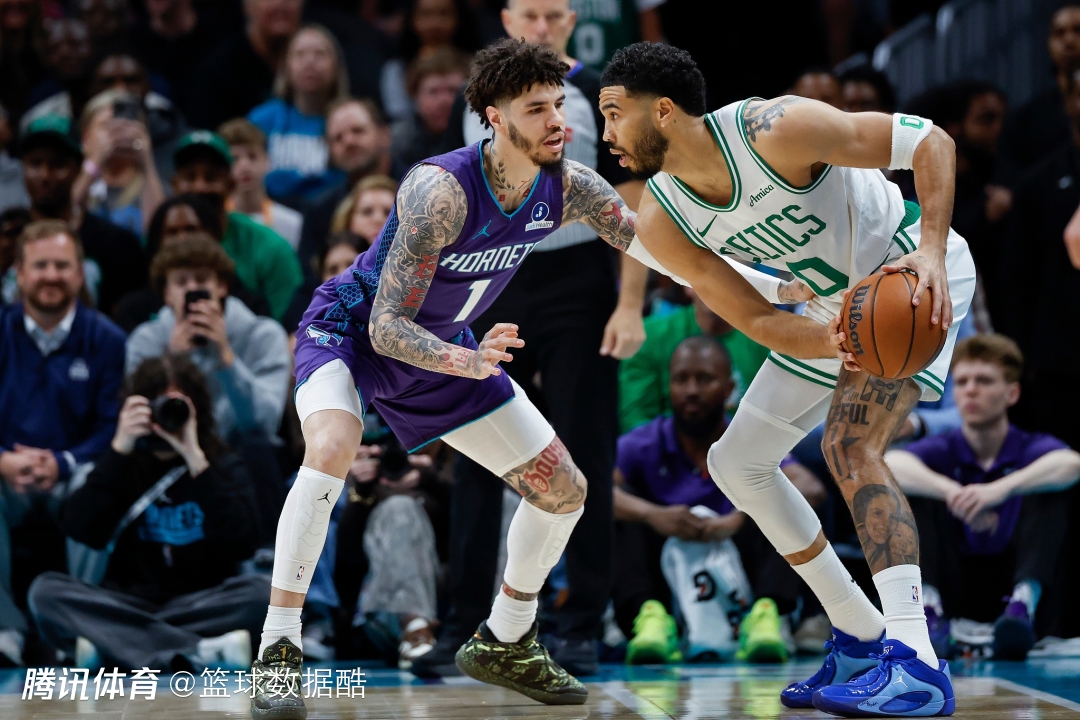 塔图姆谈绿军50胜感慨自己很幸运 一里程碑乃绿军队史最年轻