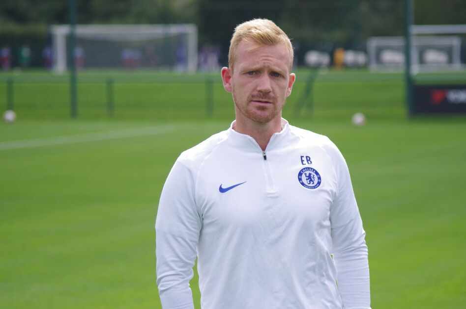 记者：因录得巨额亏损，切尔西已裁员三名一线队工作人员