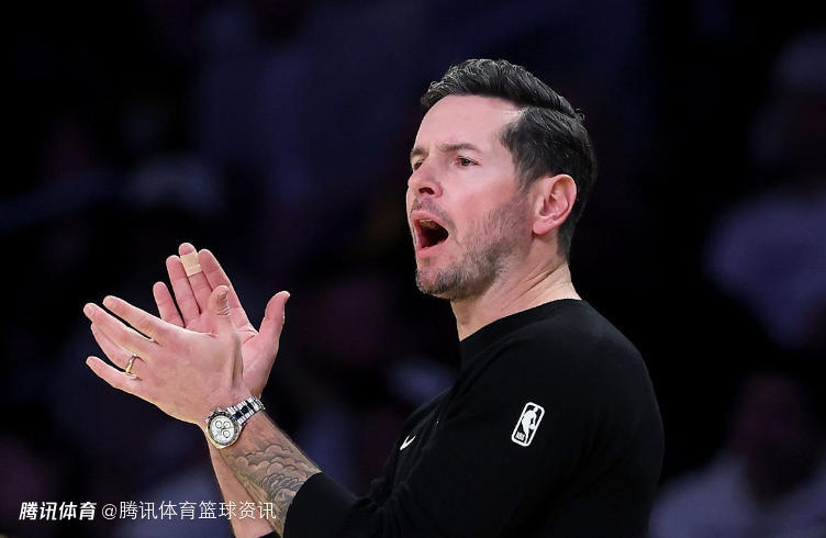 雷迪克：詹姆斯打出现象级表现 角色球员能分担东詹压力意义重大