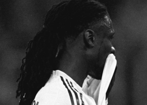 染红致淘汰！卡马文加社媒致歉：我为自己的行为承担全部责任