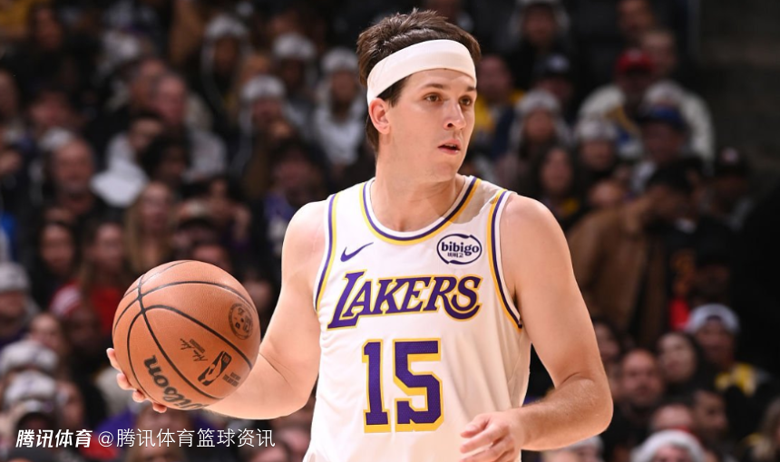 盼无大碍！里夫斯未佩戴任何护具离开球馆 明日将接受核磁共振检查