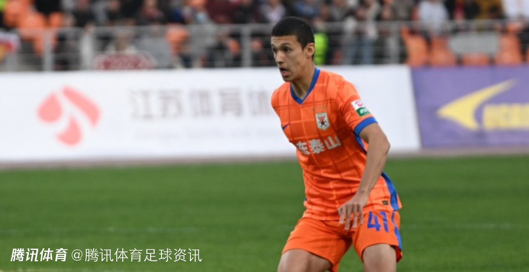 泰山一周内连签四名20岁新星！依木兰续约至2030 彭啸陈泽仕史松宸已锁定