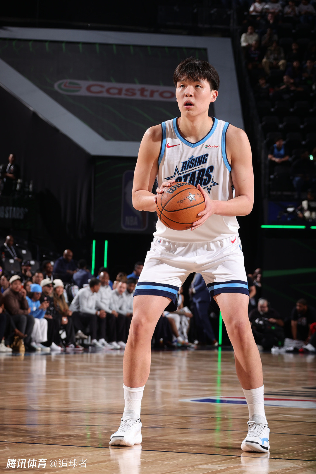 杨瀚森10分2板：满脸笑容闪耀全明星新秀赛 无奈提前出局无缘决赛