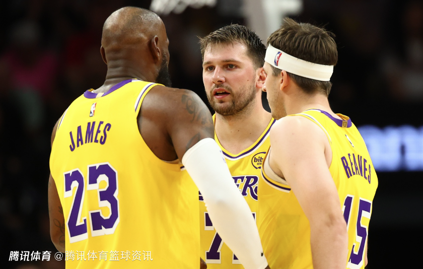 诺维茨基：湖人拥有三位能接管比赛的球员 在季后赛中不可小觑