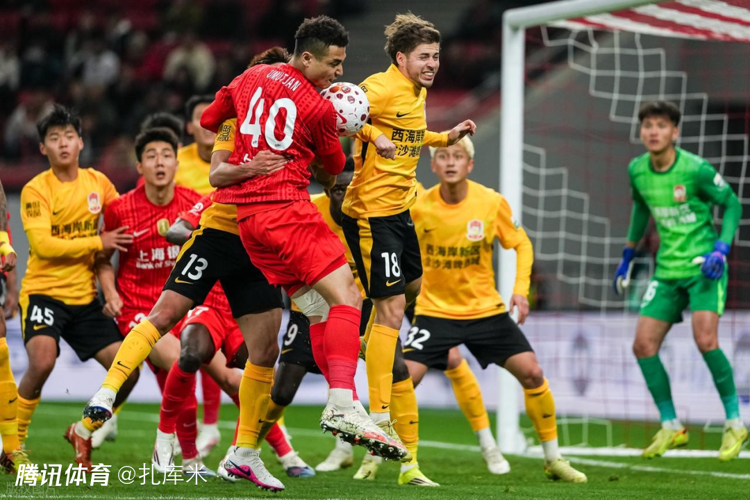 半场战报-莱昂纳多进球被吹、戴维森中柱，海港暂0-0青岛西海岸