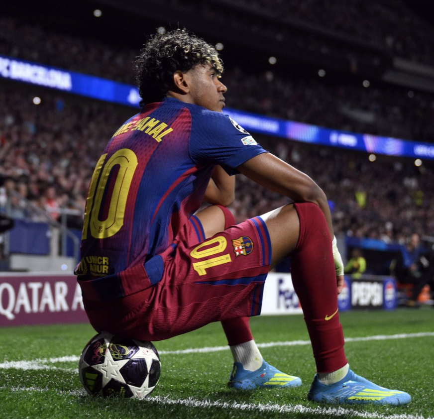 亚马尔疑似开小号喷法国主裁蒂尔潘，随后该帖文迅速被删除