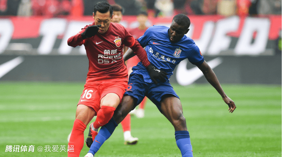 前申花外援炮轰斯卢茨基：伤愈1周便让我首发！与他交恶迫使我离队