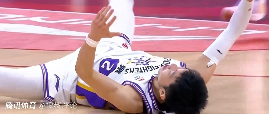 廖三宁：现在球队正处于困难时期 这场胜利能提升大家的信心