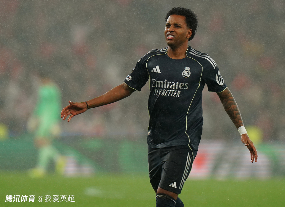 皇马再遭暴击！6000万红星辱骂主裁被官宣禁赛2场，无缘欧冠附加赛