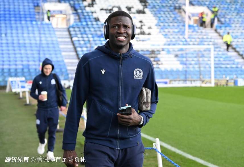 转会费略超100万欧！转会记者：盖伊转会申花已敲定 签约两年含续约选项