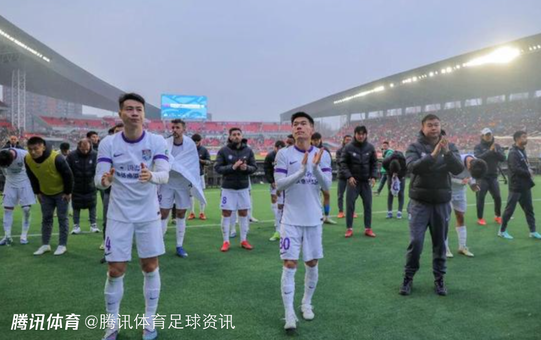 足球报：一胜难求零进球+四月迎魔鬼赛程 津门虎内外压力叠加陷泥潭