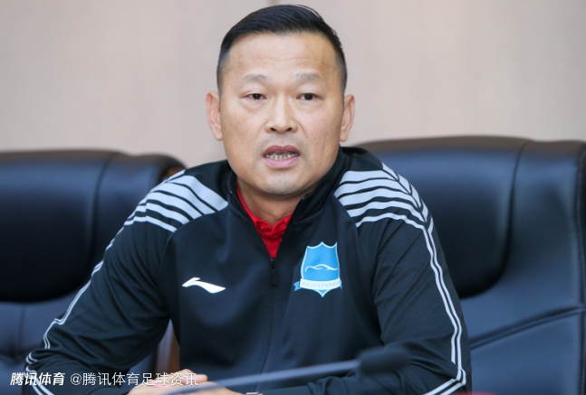体坛：中国女足主帅面临下课危机 武汉女足主帅常卫魏或可能接手