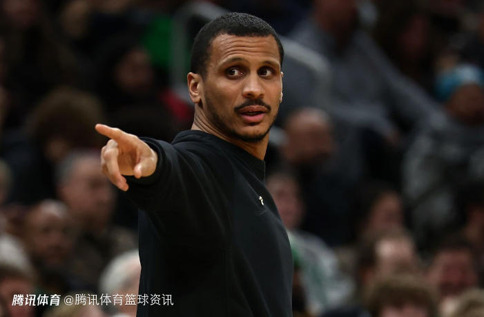 马祖拉：西蒙斯既能自己砍分也能带动队友 上半场赢21分是靠防守