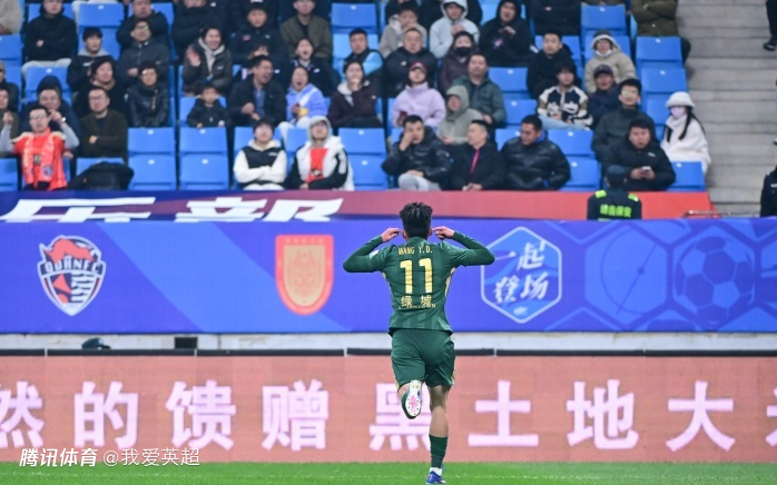 拒采访后又惹争议？王钰栋社媒连续硬刚！将骂他的海牛球迷打码挑衅