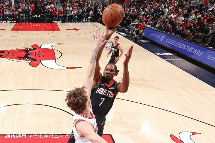 杜兰特：首节落后20分因对手三分球投开了 西雅图早该拥有NBA球队