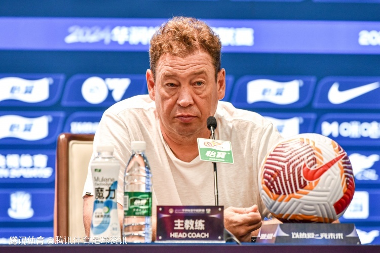 斯卢茨基：国脚回归任务各不同 希望更多队员入选国家队是俱乐部所愿