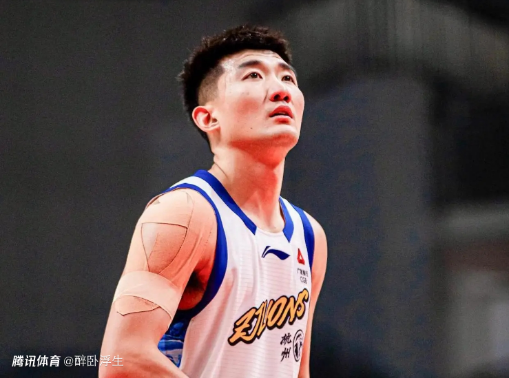 CBA杯：孙铭徽伤退！山西大胜广厦首进决赛 原帅14+4三分