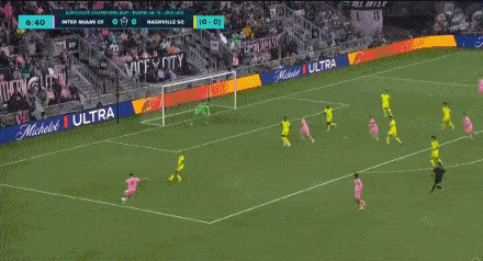 梅西再创历史！解锁生涯900球 创最快+最年轻纪录 比C罗少用94场