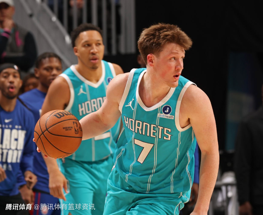 里程悲！克努佩尔成本季首位得分1000+新秀 黄蜂惜败活塞连胜遭终结