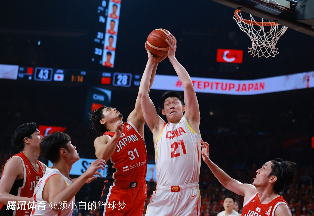 逆转15分首胜！中国男篮5人上双力克日本 胡金秋20+12廖三宁16分