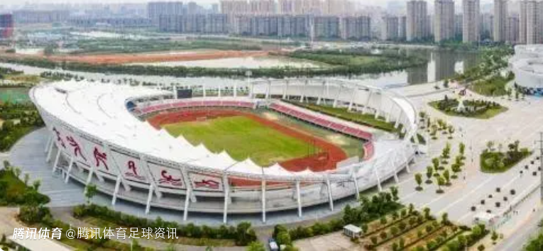 市民建言振兴南昌足球获官方回应：将发展专业队伍 暂不新建球场