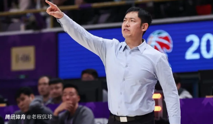 张庆鹏濒临下课却率残阵再胜杜锋 他曾带队单赛季3胜广东