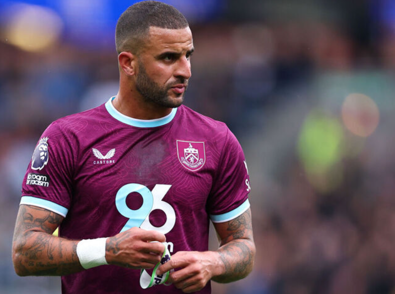 沃克：当然有机会阻击曼城，我们要确保抗住他们的进攻