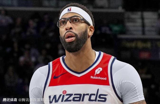 独行侠临时总经理：交易浓眉得到老板授权 将围绕欧文和弗拉格重建