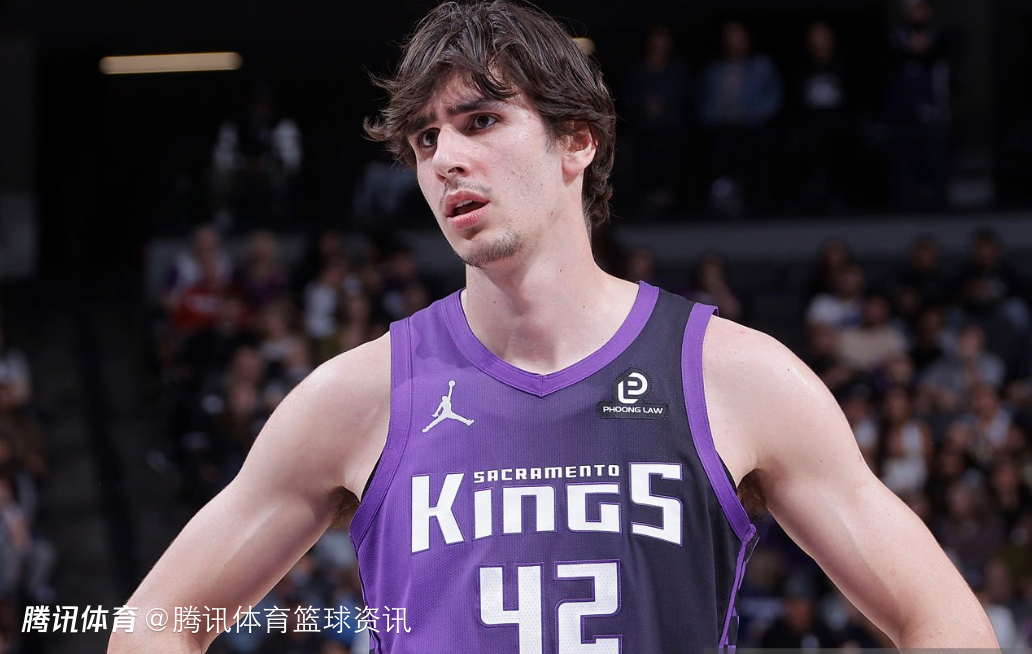 雷诺：我认为自己是本届最出色的新秀内线 去年大学篮坛仅一人能场均20+10