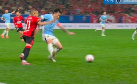 媒体人热议姜至鹏红牌：判罚只能说太严厉 肯定不是故意的但有VAR也正常