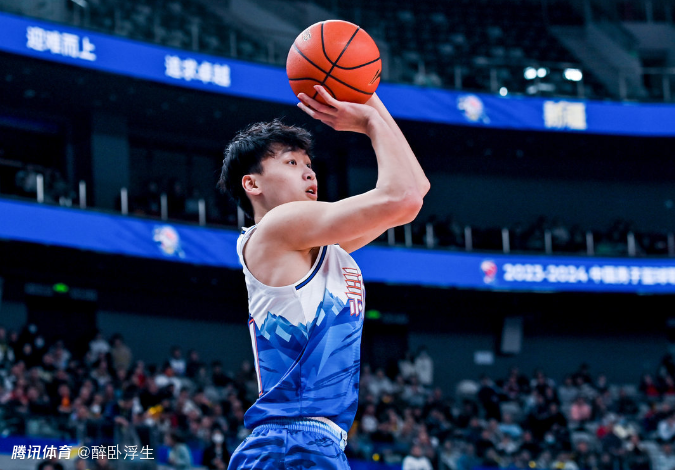 59-61超低分！齐麟0分丢绝杀三分新疆惜败浙江 程帅澎19分