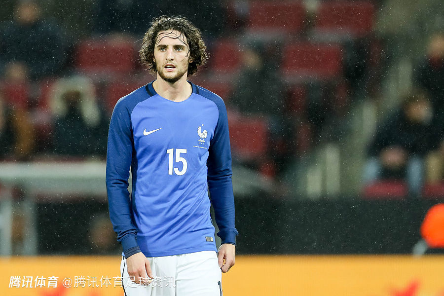 队报：拉比奥特膝盖受撞击缺席法国队合练 杜埃恢复完整训练