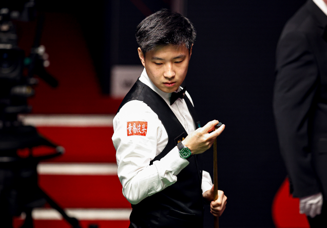 斯诺克赛程：决出4席8强，赵心童大师赛首秀，中国军团3连胜？