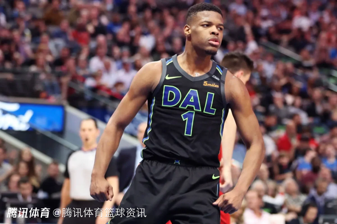 名记：前乐透秀小丹尼斯-史密斯被发展联盟球队裁掉 正寻求获得新合同