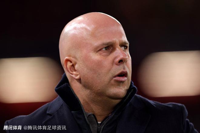 斯洛特：本赛季让我们学会谦逊 在英超赢球不是理所当然