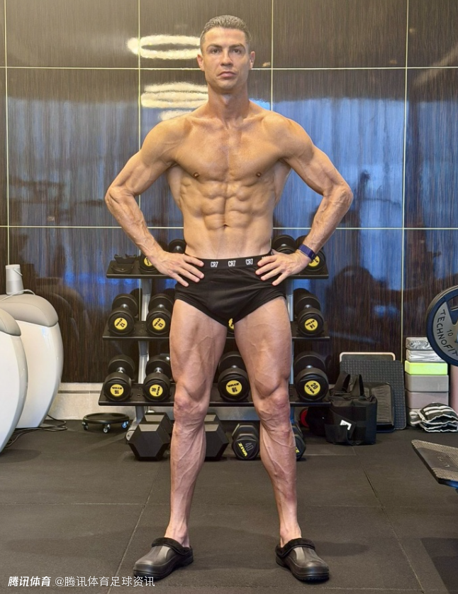 超越足球的商业巨头！西媒：C罗已成全球品牌 是独一无二的标杆