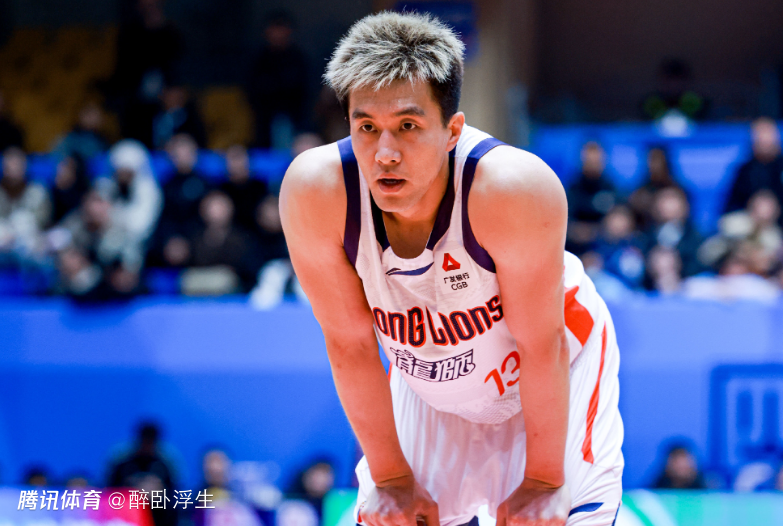 郭艾伦25+6赛季新高！广州负青岛4连败 徐昕14+12段昂君24分