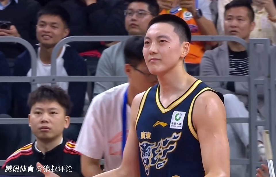 谁能最终上岸？胡明轩庞峥麟郭艾伦竞争CBA全明星南区首发白热化