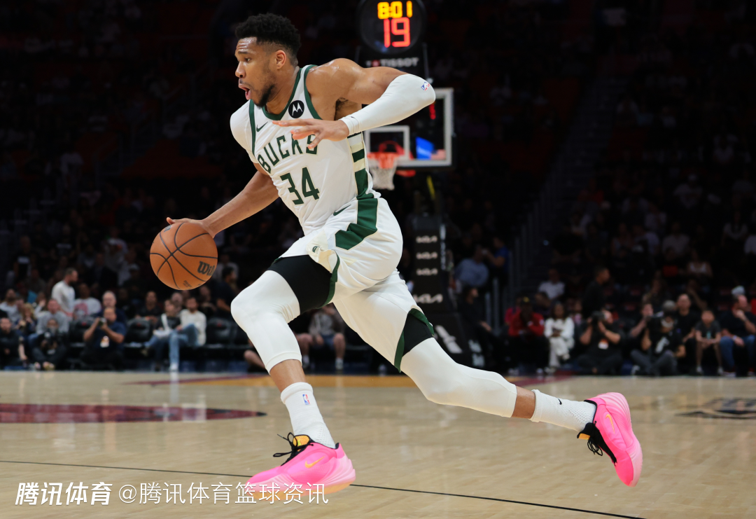 大局观！字母哥：球队领袖要让边缘球员保持积极心态 使正能量传导到首发核心