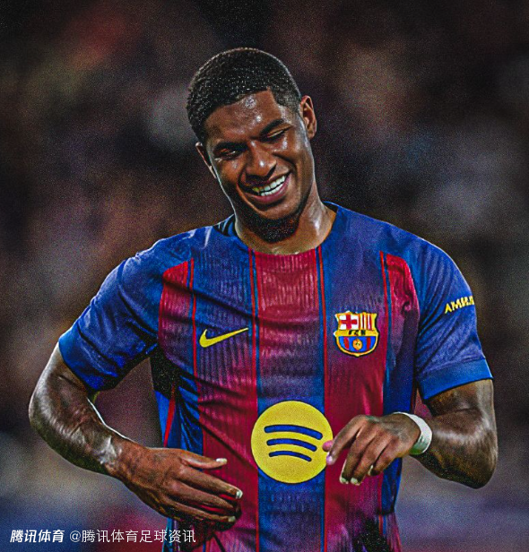 镜报：拉什福德决心今夏不回曼联 为留在巴萨愿意接受降薪