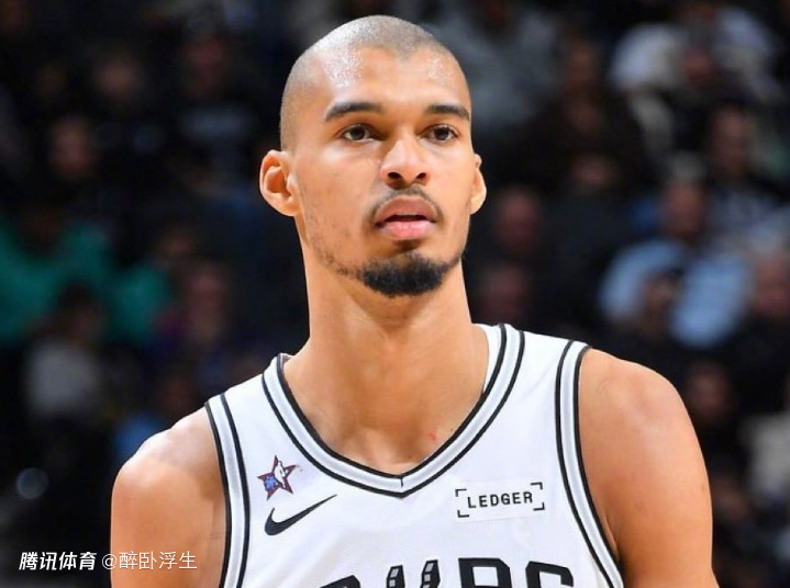 雷霆躺升联盟第一！马刺力克活塞豪取9连胜 文班21+17+6帽