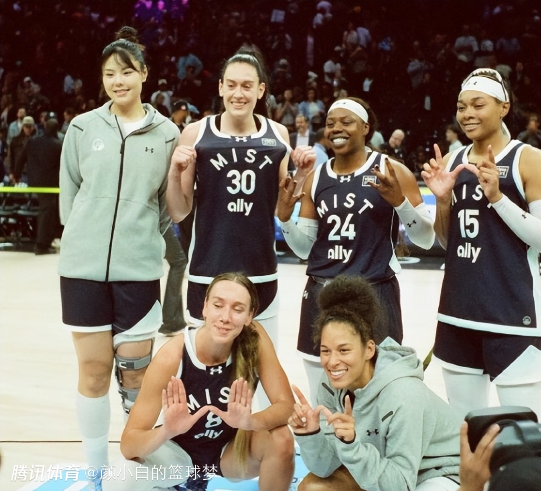 李月汝躺冠开香槟！宫鲁鸣直言四大中锋汇聚 女篮最终12人名单又变？