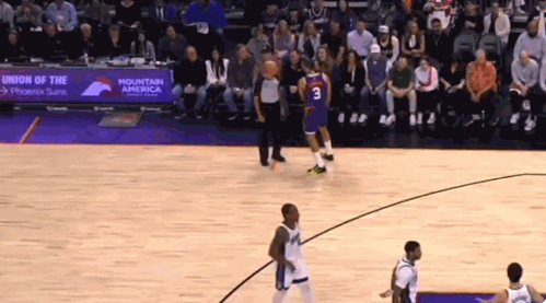 不满判罚！狄龙质疑裁判吃T 本赛季已被吹12次技犯联盟第一