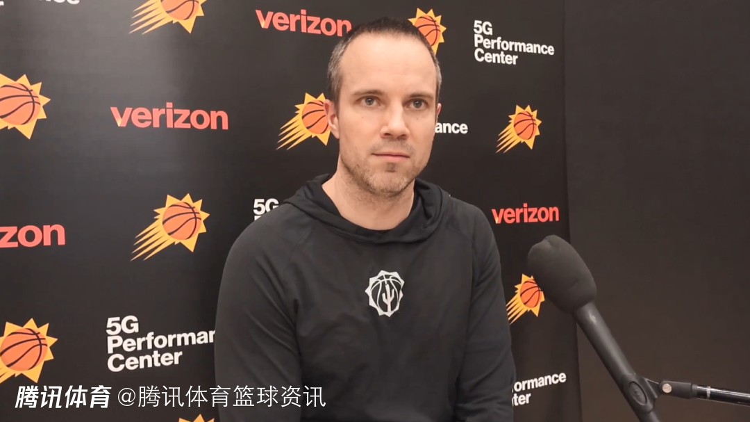 太阳主帅：布克已能进行实战对抗训练 格林投篮低迷主要是体能问题