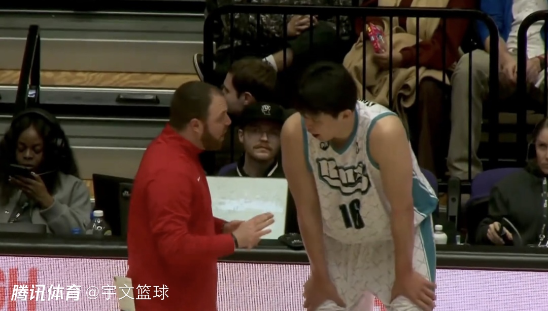 杨瀚森G联赛爆砍14+17！创篮板新高降维打击 秀单臂暴扣+四分卫长传